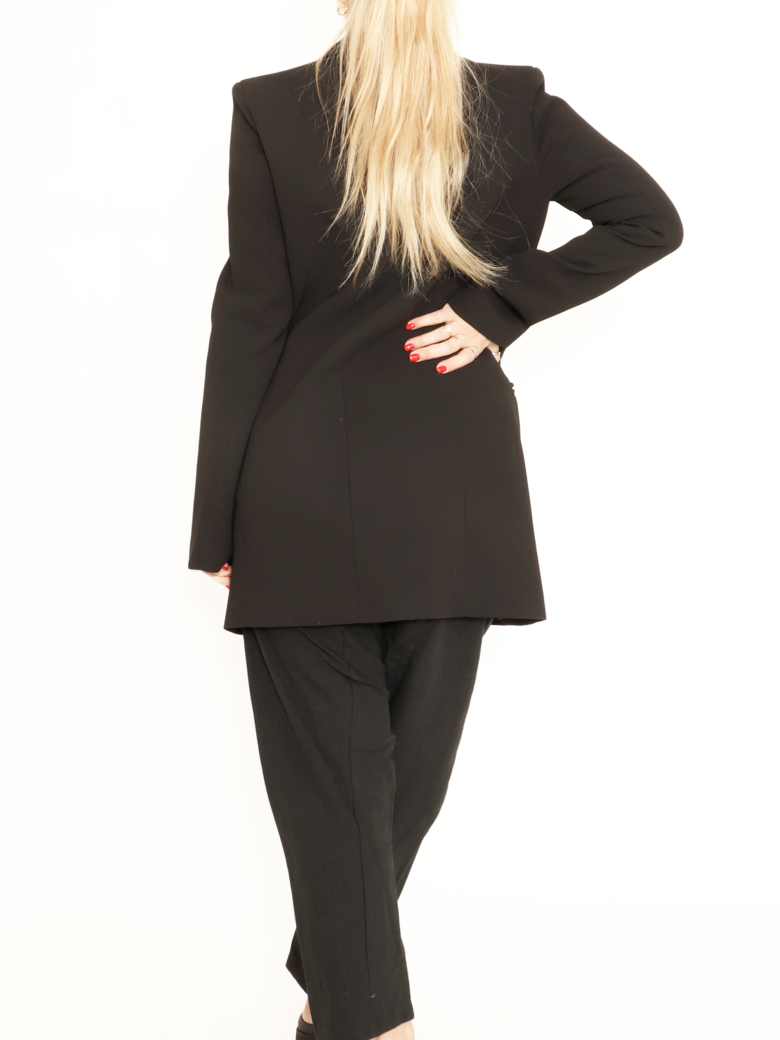 Blazer med lommer og en enkelt smart knap