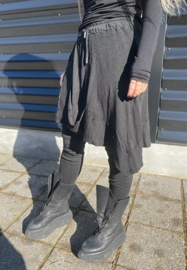 Baggy bukser med detaljer