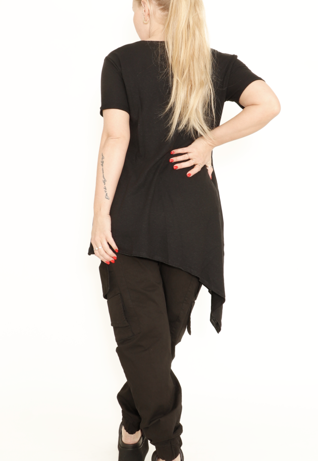 T-shirt with asymmetrical cuts