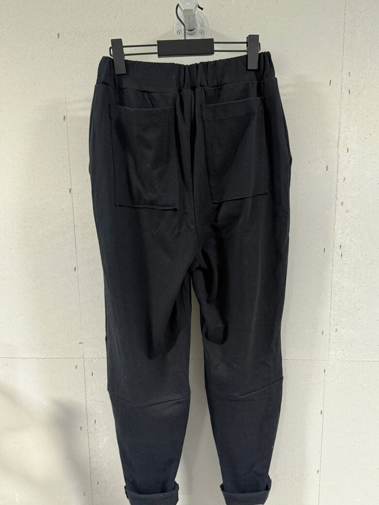 Sort Aarhus - Trousers with pockets front and back and elastic in the waist