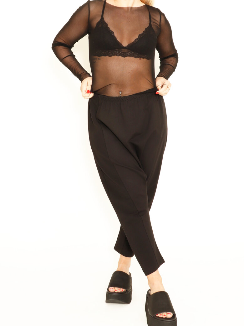 Mesh blouse with raw edges 