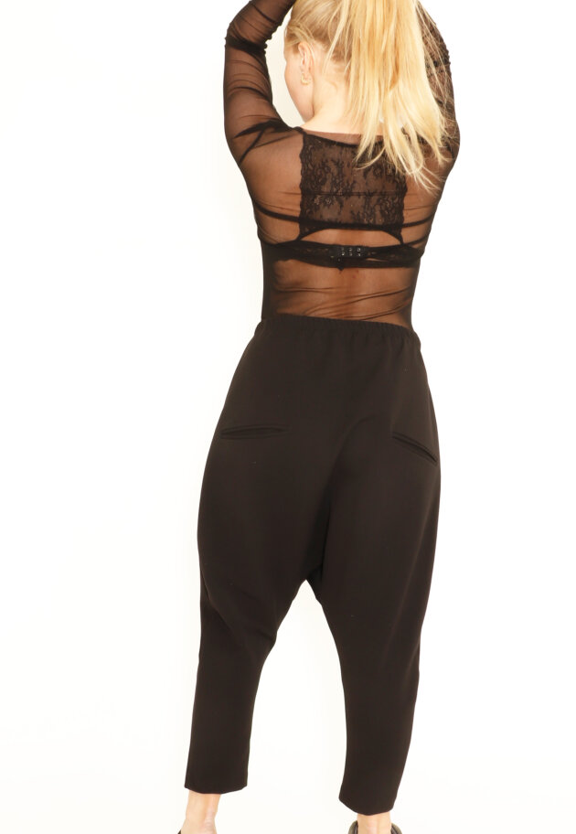 Mesh bluse med rå kanter