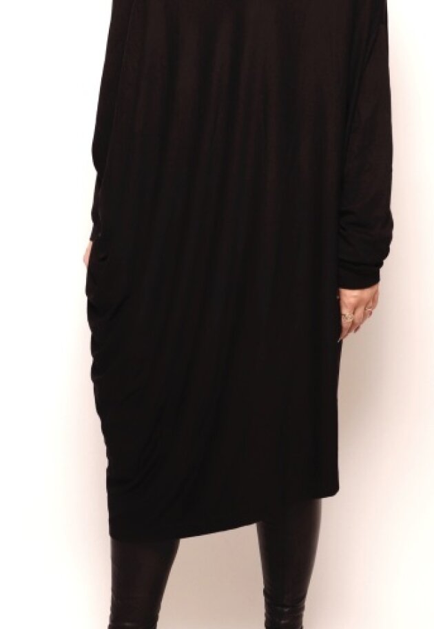 Tunica with draps Tunica with draps