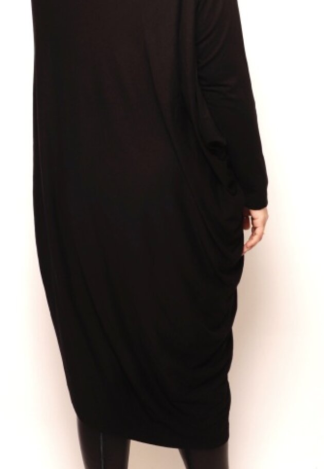 Tunica with draps Tunica with draps