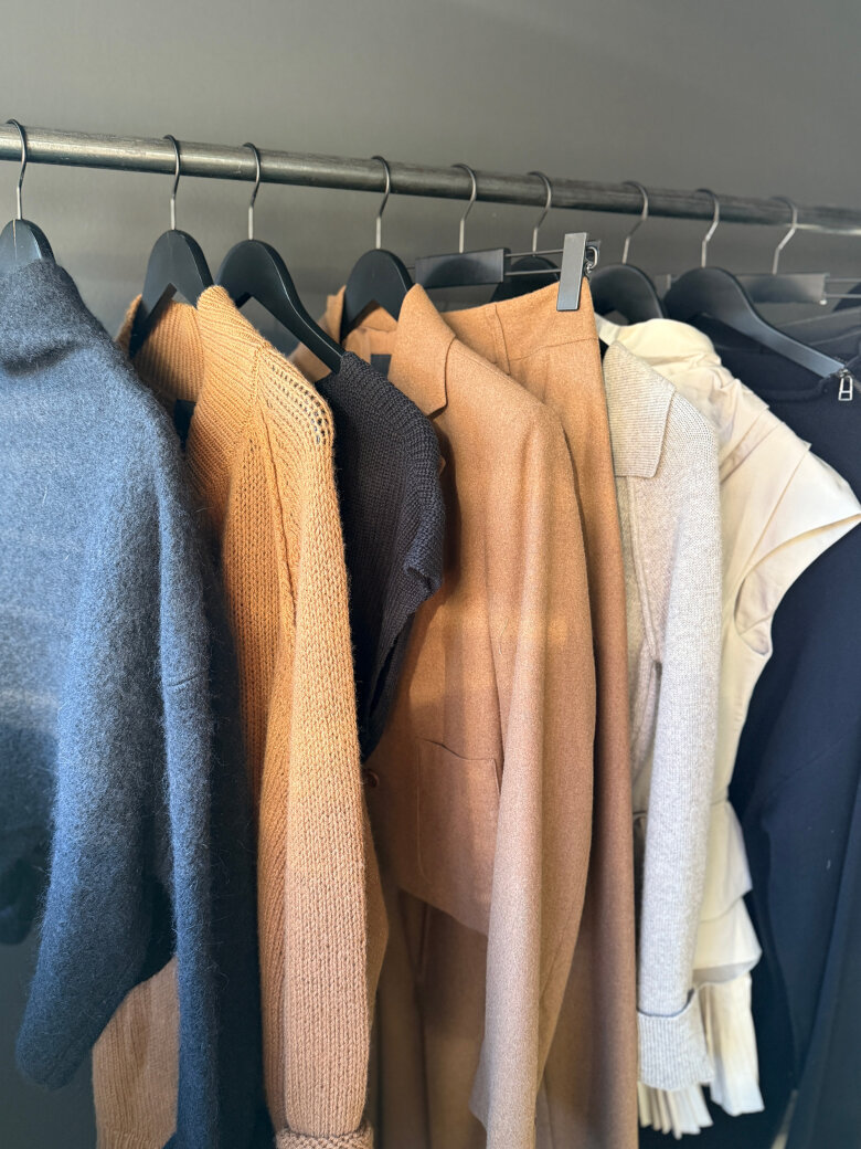 10 pcs ass. clothes premium