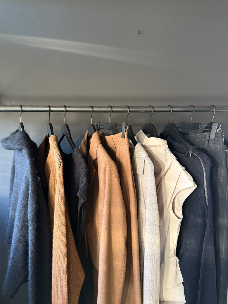 10 pcs ass. clothes premium