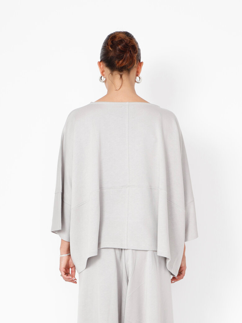 Sort Aarhus - Oversize bluse med 3/4 ærme