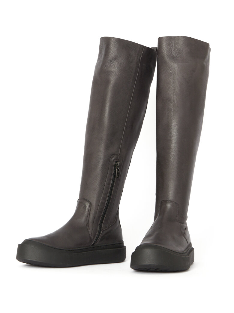 Lofina - Long boot with a lloose leather shaft and zipper