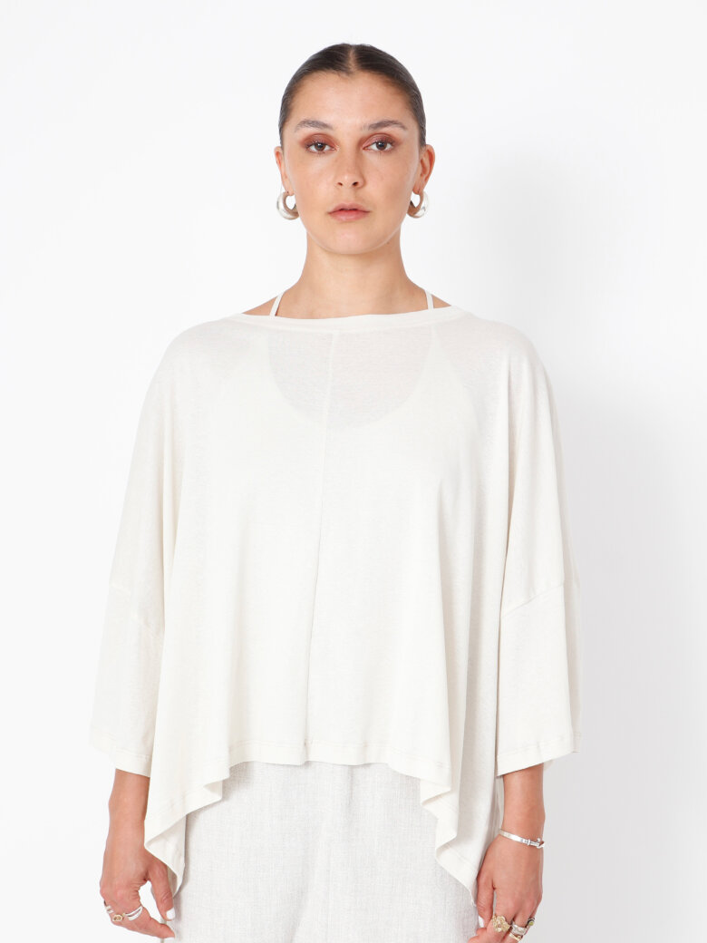 Sort Aarhus - Oversize t-shirt with asymmetrical cut