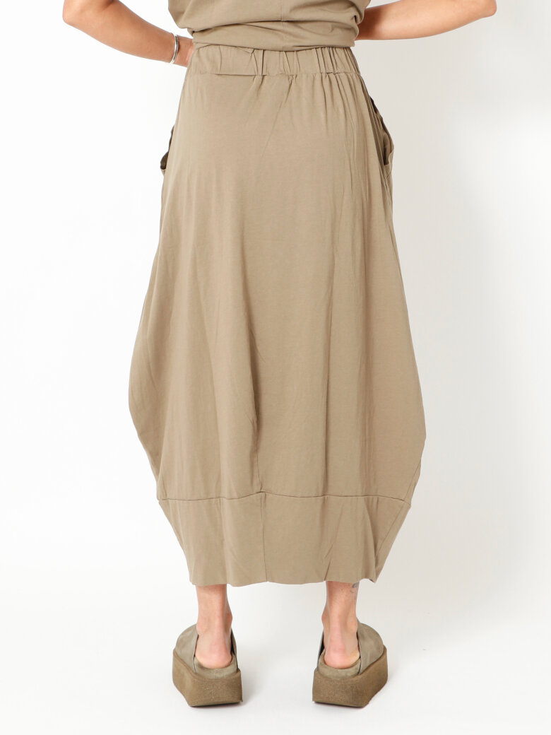 Sort Aarhus - Nederdel med lommer og elastik i økologisk bomuld