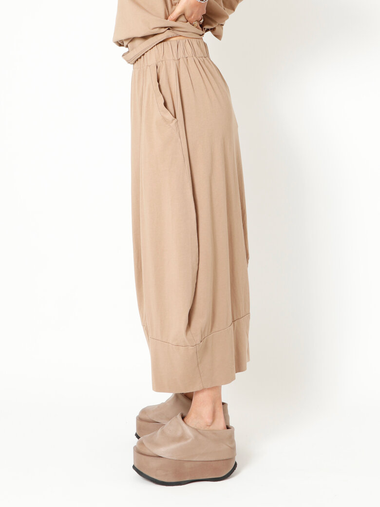 Sort Aarhus - Nederdel med lommer og elastik i økologisk bomuld