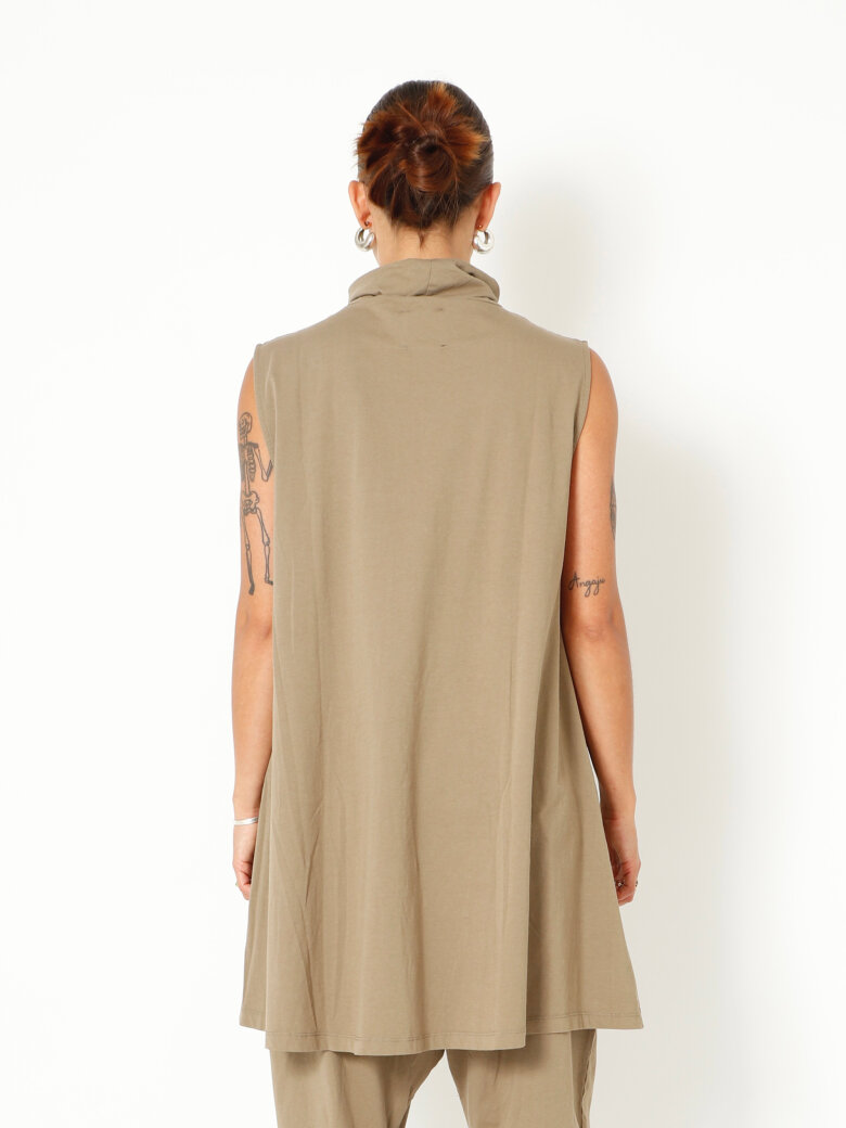 Sort Aarhus - Top with a high neckline and pockets