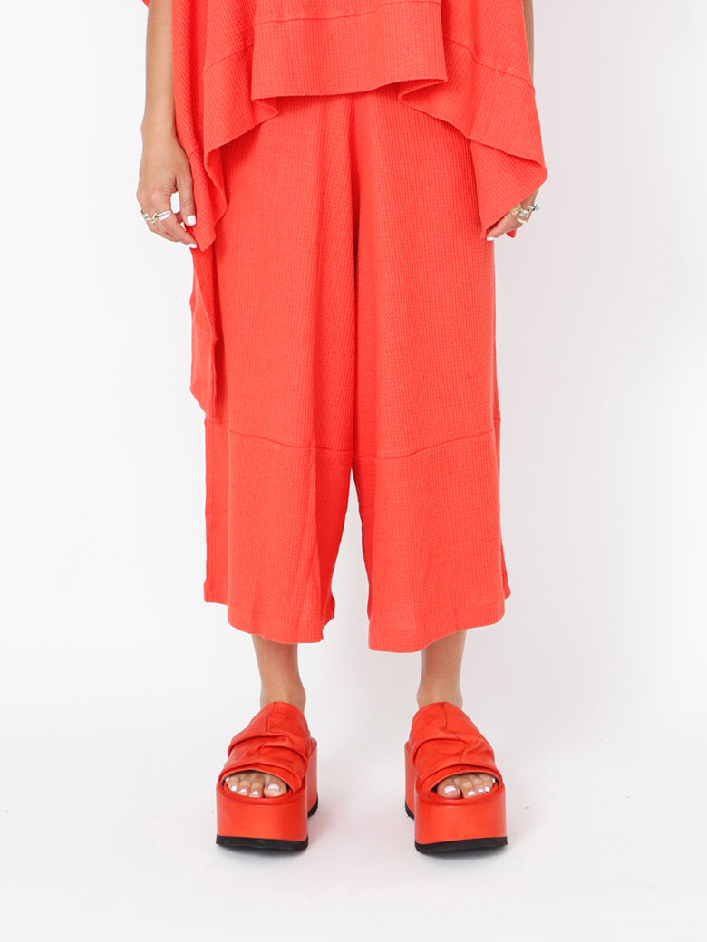 Sort Aarhus - 3/4-length wide leg trousers