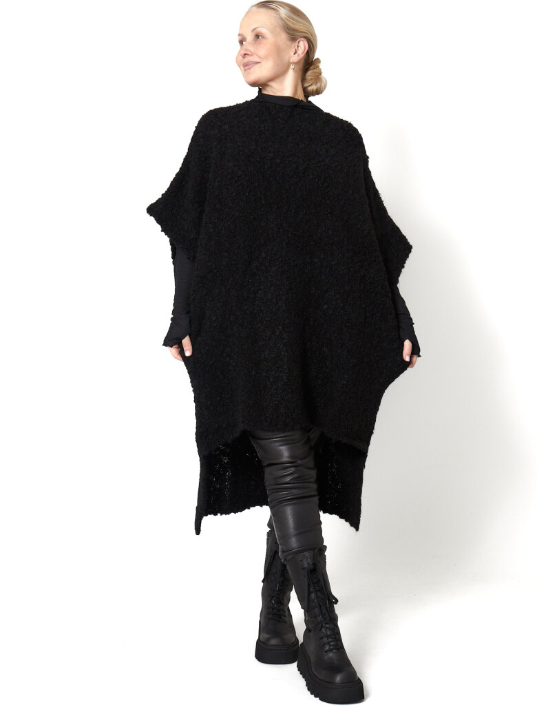 Sort Aarhus - Oversize bluse i bouclé af Alpacauld