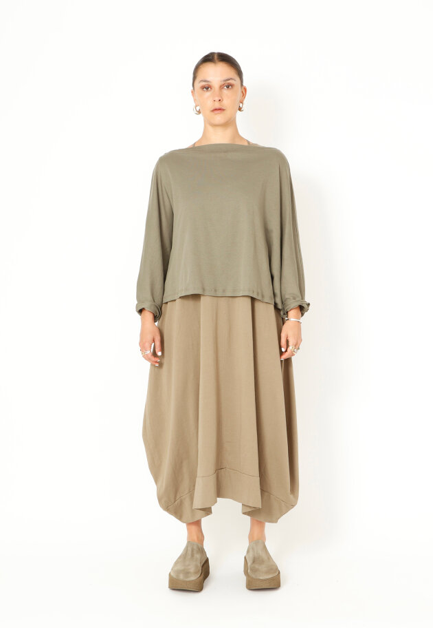 Sort Aarhus - Enkel bluse med bred pasform