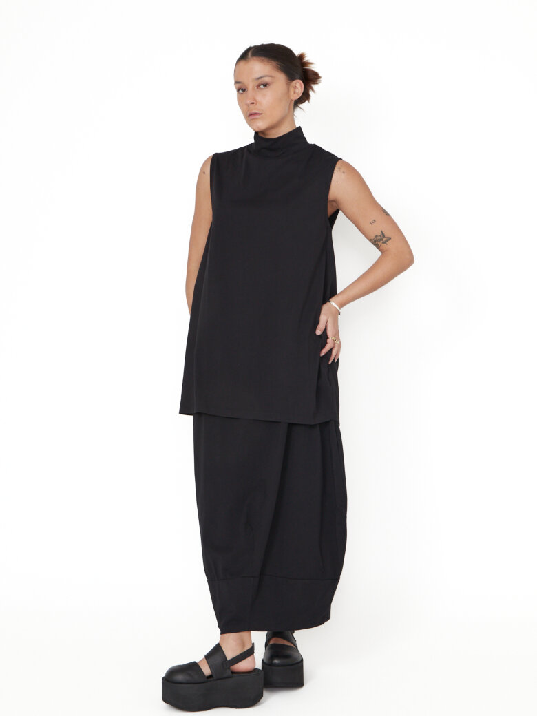 Sort Aarhus - Nederdel med lommer og elastik i økologisk bomuld