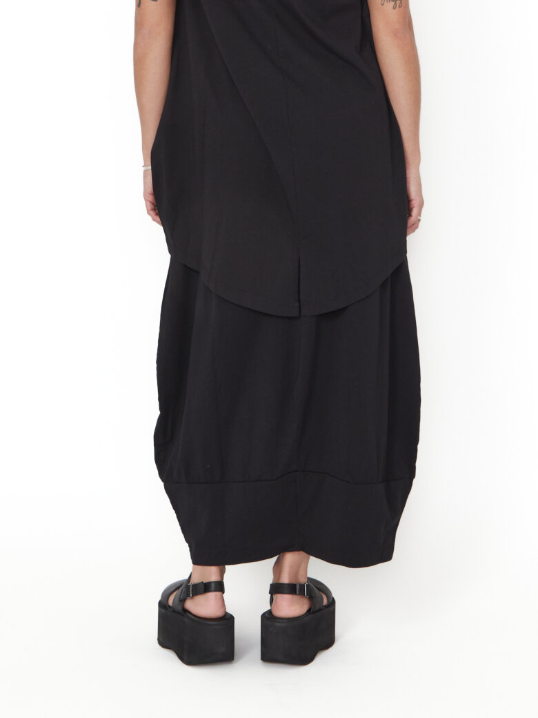 Sort Aarhus - Nederdel med lommer og elastik i økologisk bomuld