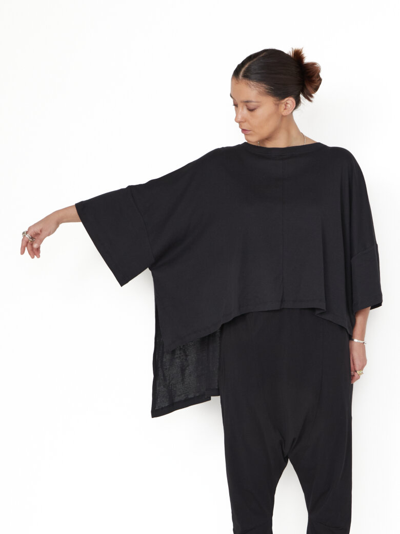 Sort Aarhus - Oversize t-shirt med asymmetrisk fit