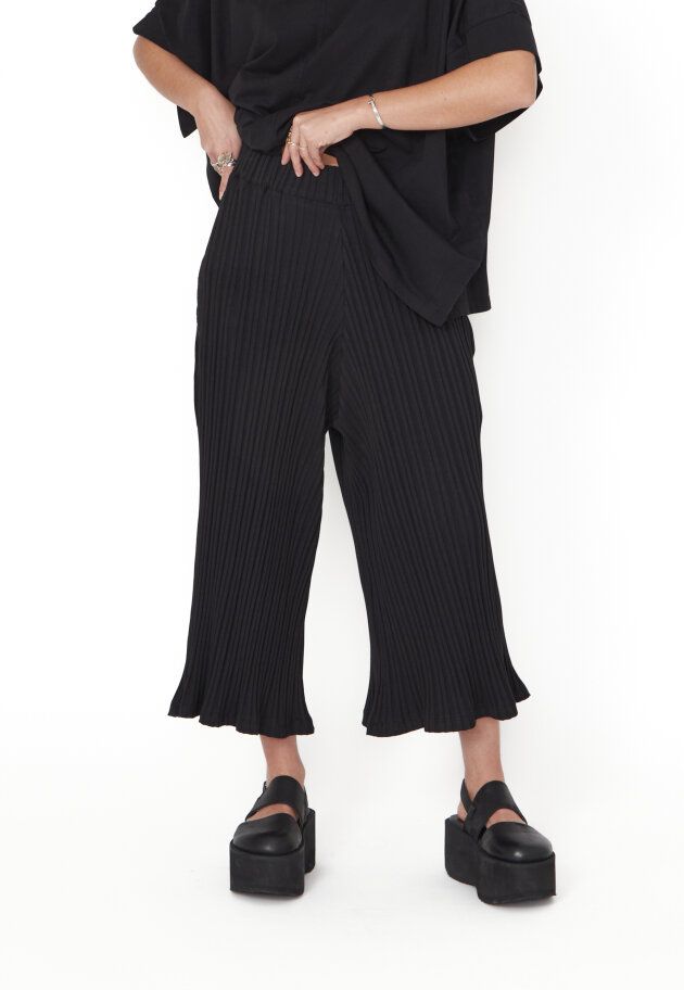 Sort Aarhus - 3/4 wide leg trousers