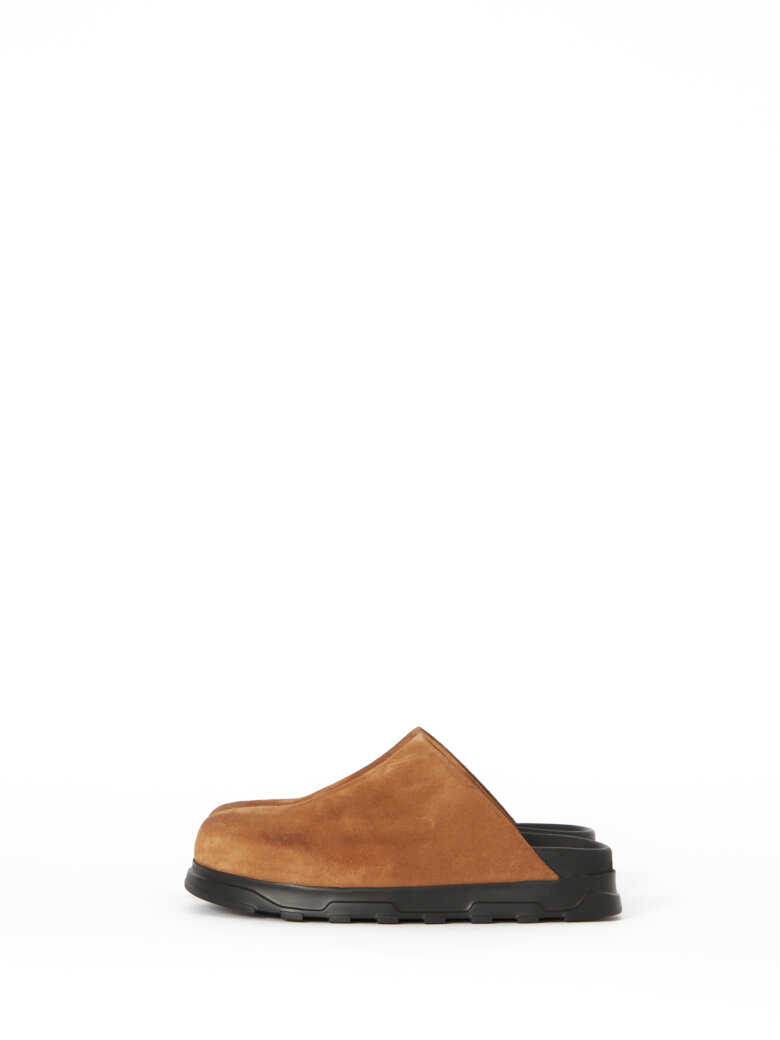 Lofina - Slippers in suede with a footbed sole