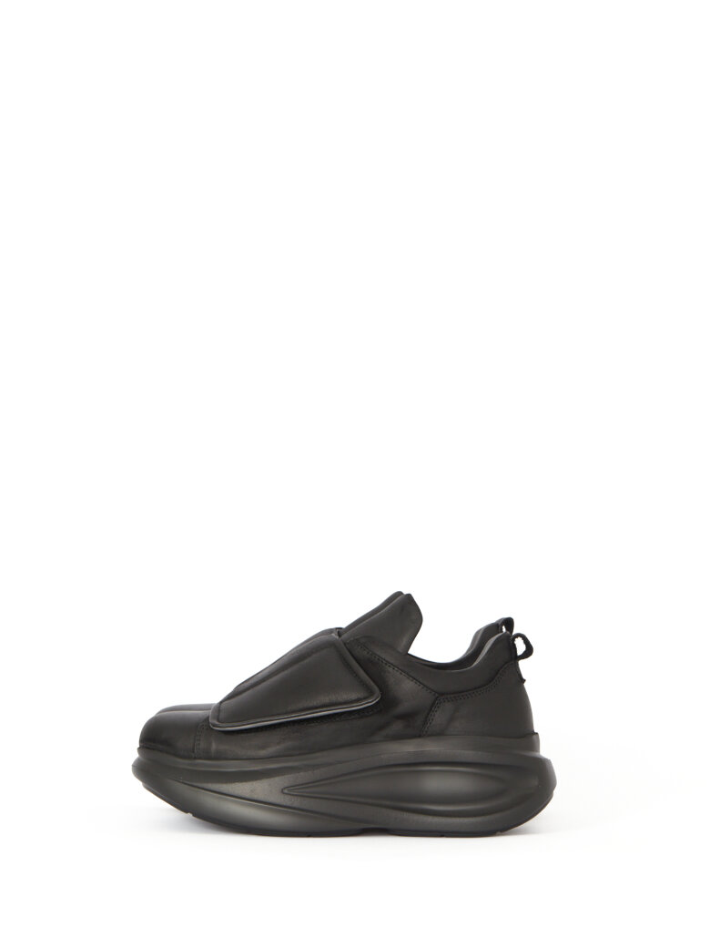 Lofina - Ruskindssko med velcro