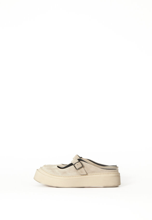 Lofina - Open suede shoe with buckle