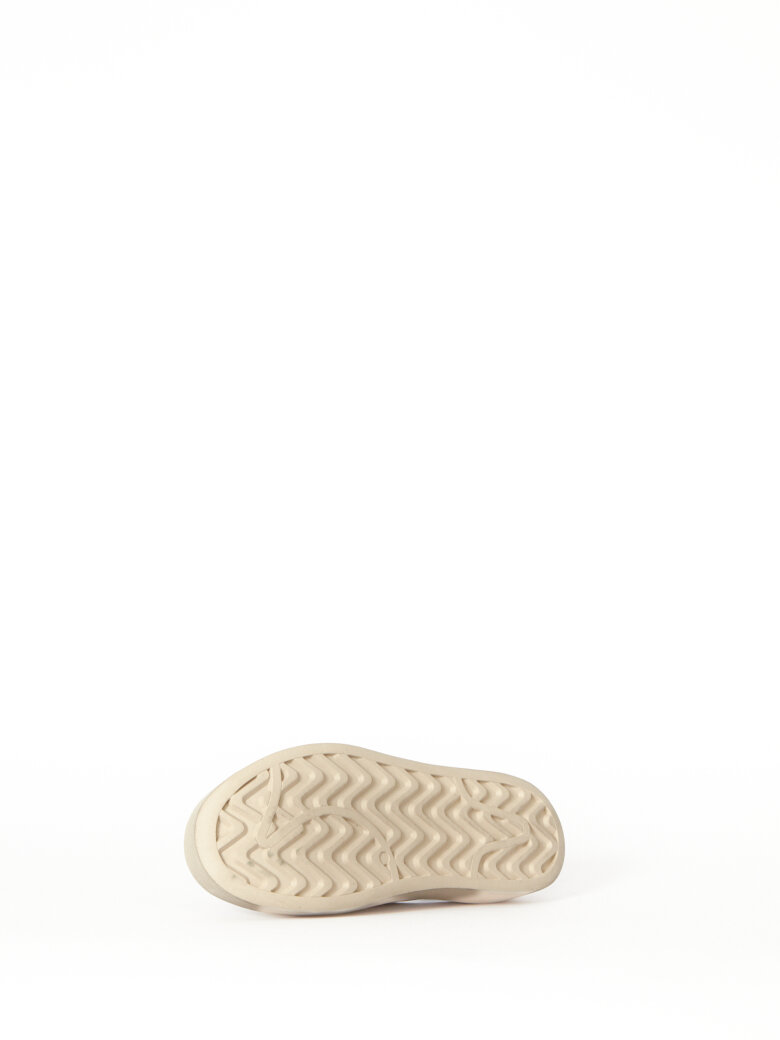 Lofina - Open suede shoe with buckle