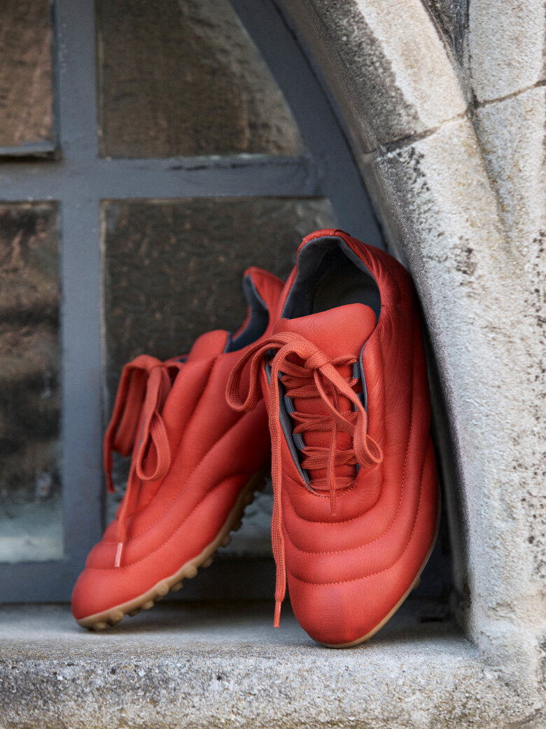 Lofina - Shoe with laces