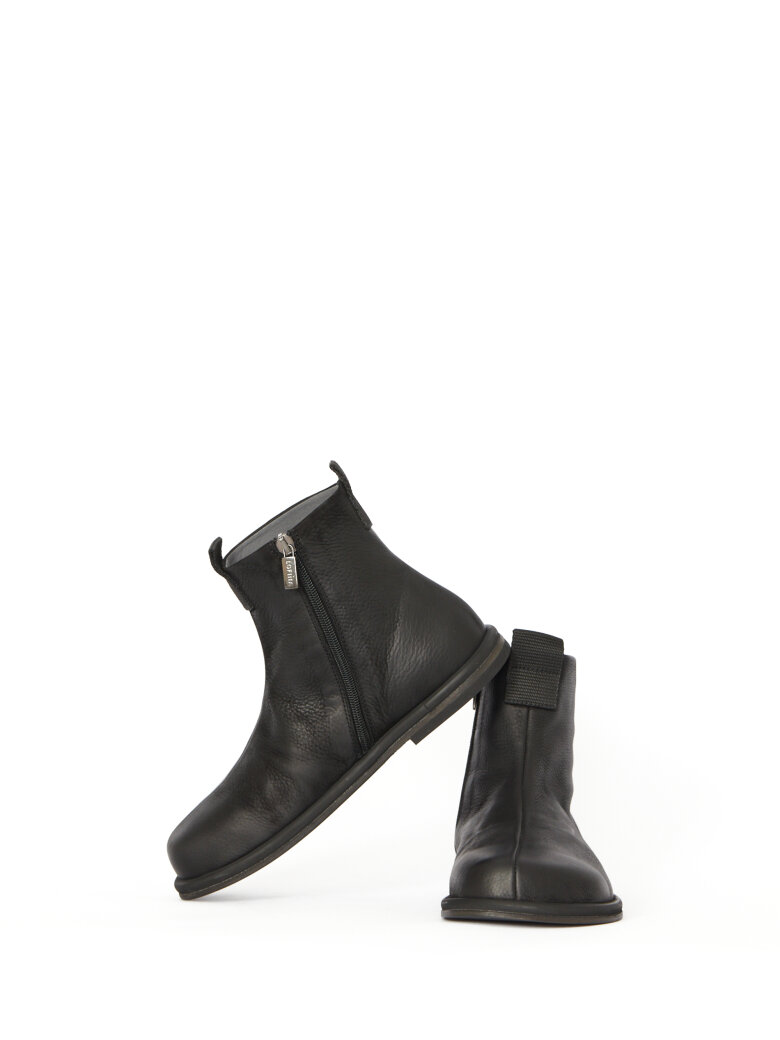 Lofina - Boot with zipper and straps