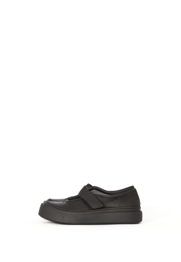 Lofina - Open shoe with velcro