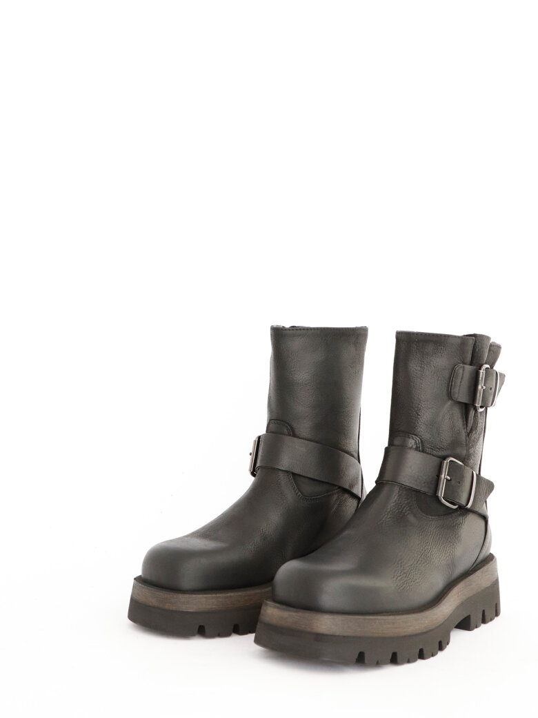 Sample boot