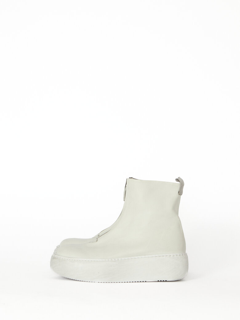 Lofina - Sample boot