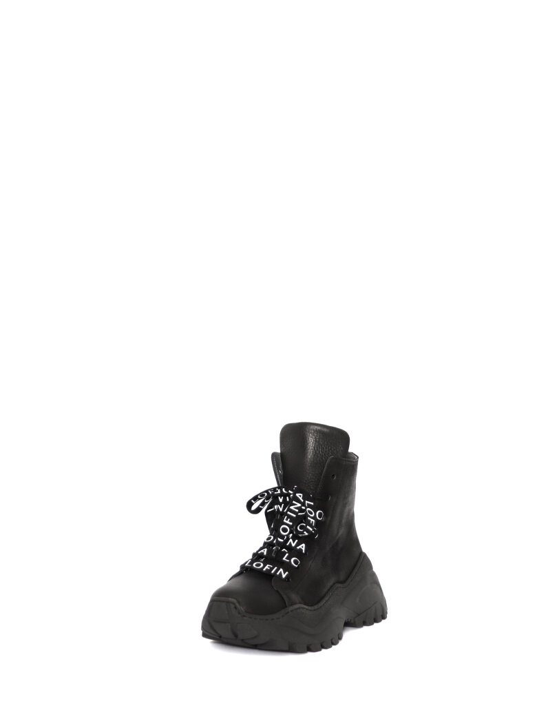 Lofina - Sample boot