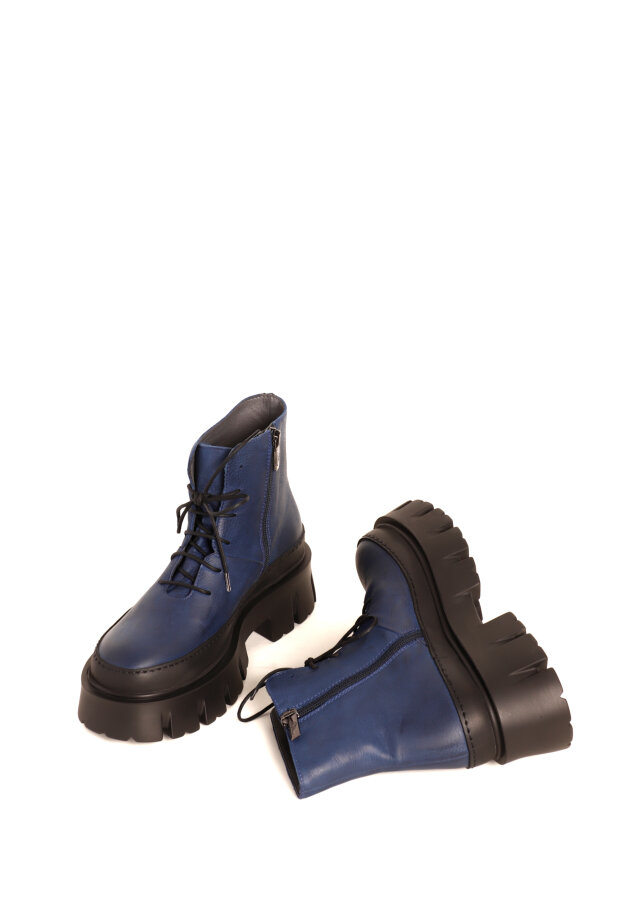 Lofina - Sample boot