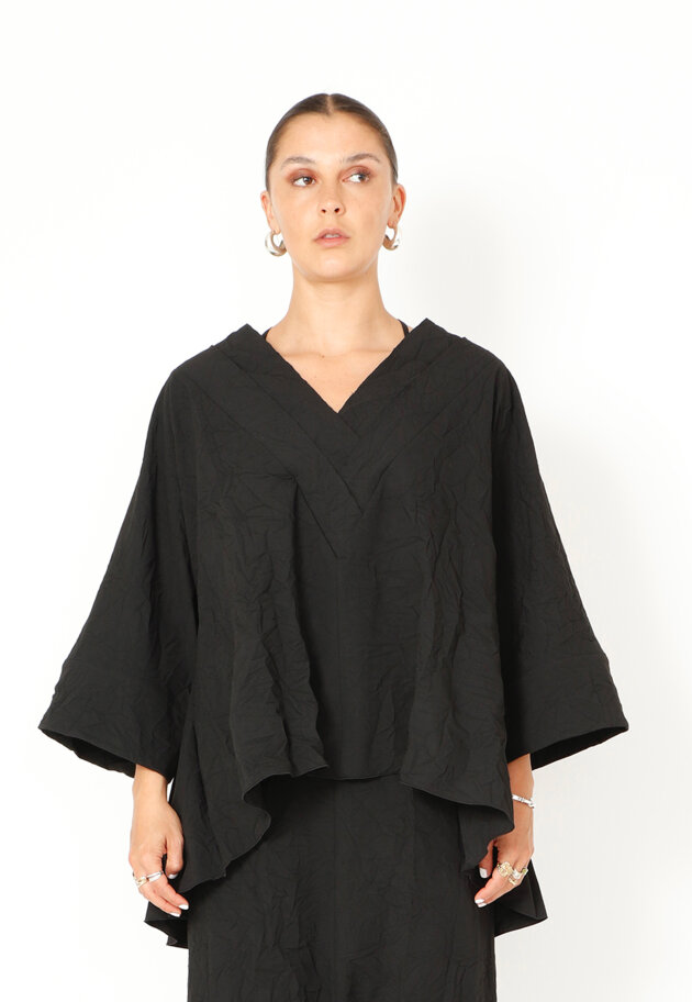 Sort Aarhus - Oversized shirt with wide sleeves