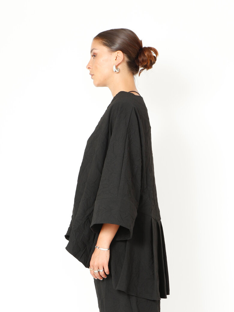 Sort Aarhus - Oversized shirt with wide sleeves