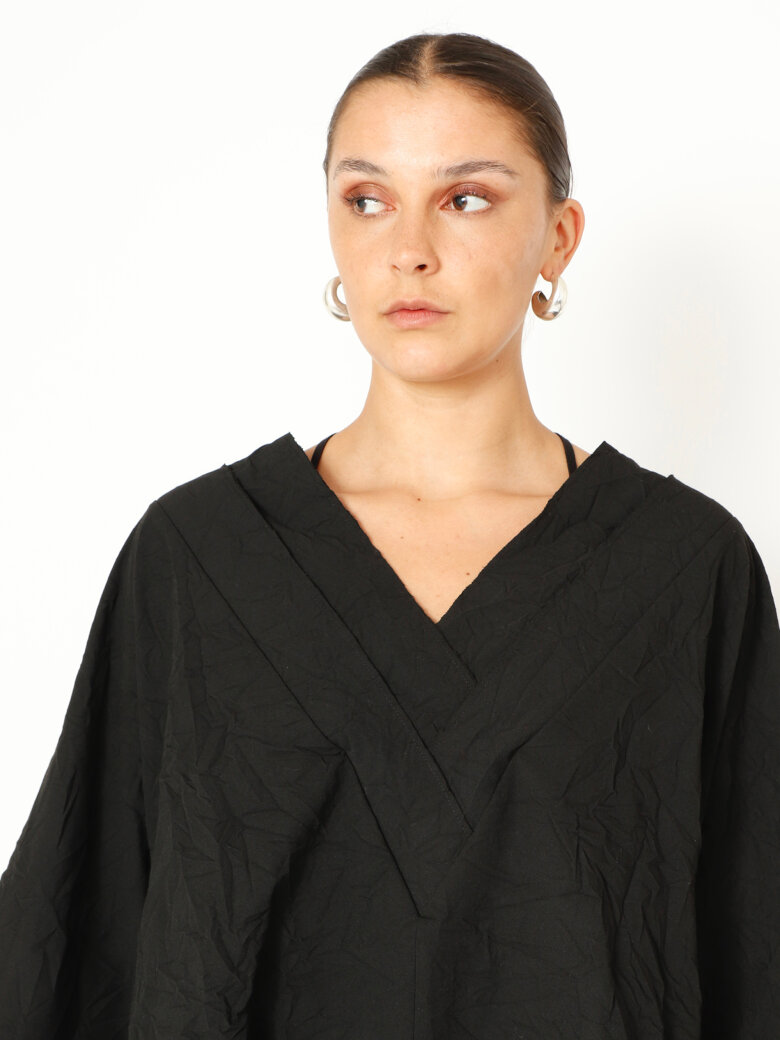 Sort Aarhus - Oversize bluse med brede ærmer