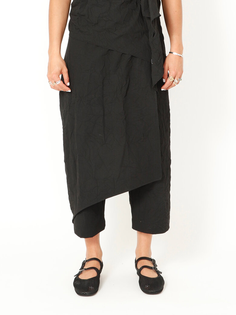 Sort Aarhus - Baggy skort with side zip