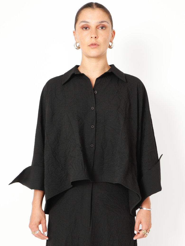 Sort Aarhus - Boxy shirt with buttons and pockets