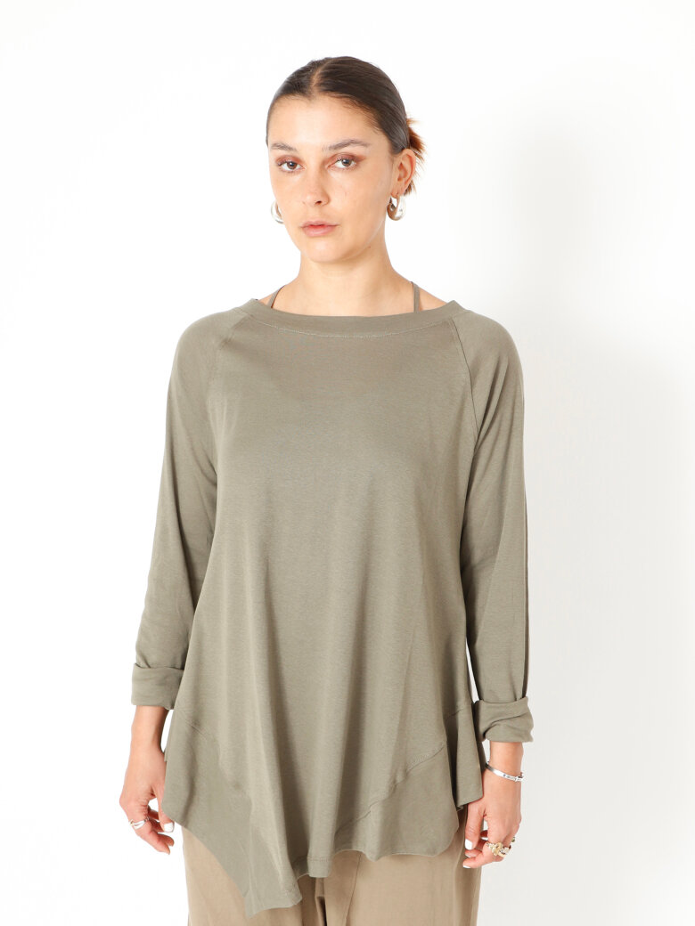 Sort Aarhus - Asymmetrical blouse in cotton