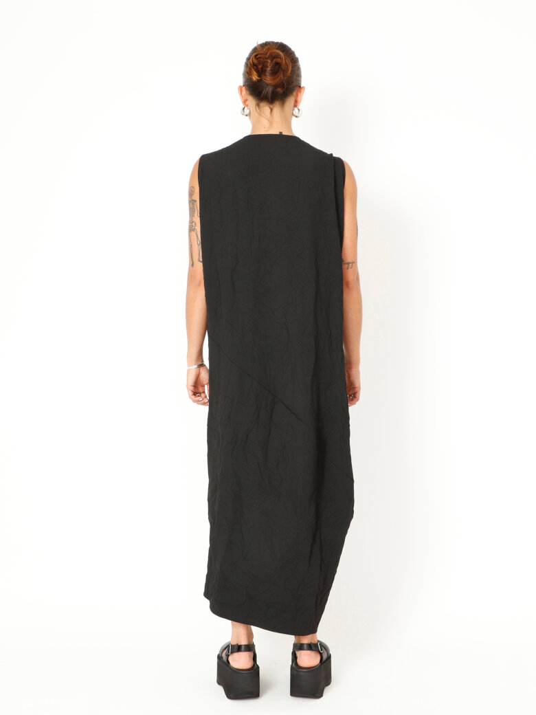 Sort Aarhus - Wrinked long dress