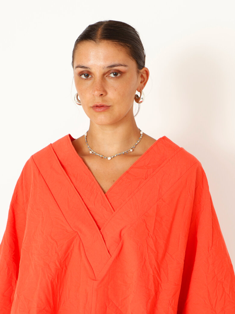 Sort Aarhus - Oversized shirt with wide sleeves