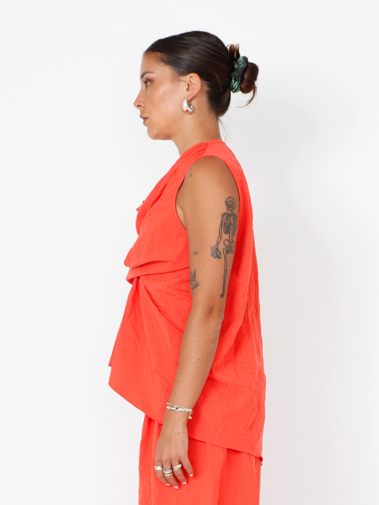 Sort Aarhus - Wrinked top