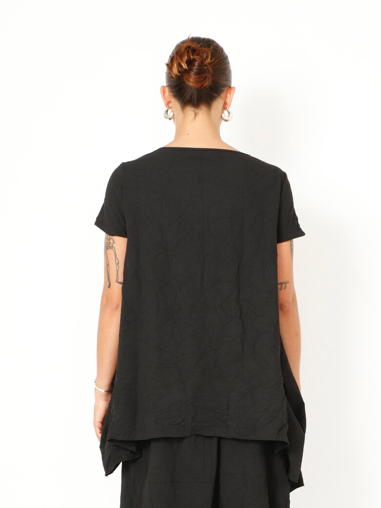 Sort Aarhus - Top with an asymmetrical cut