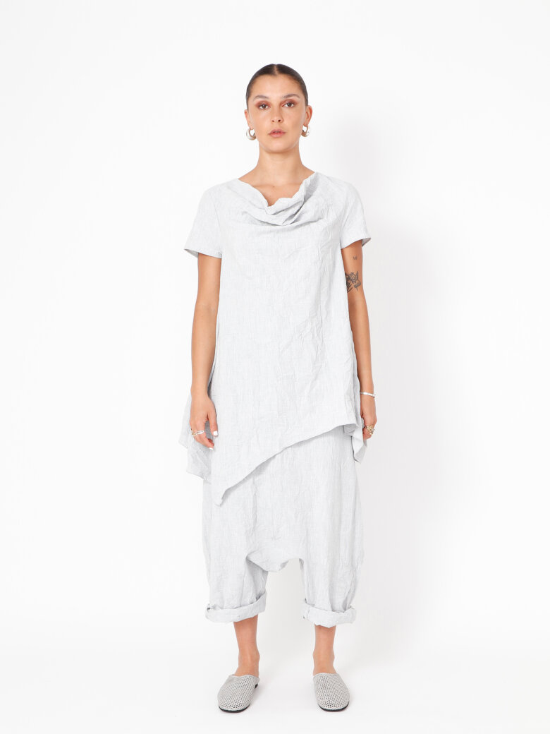 Sort Aarhus - Top with an asymmetrical cut