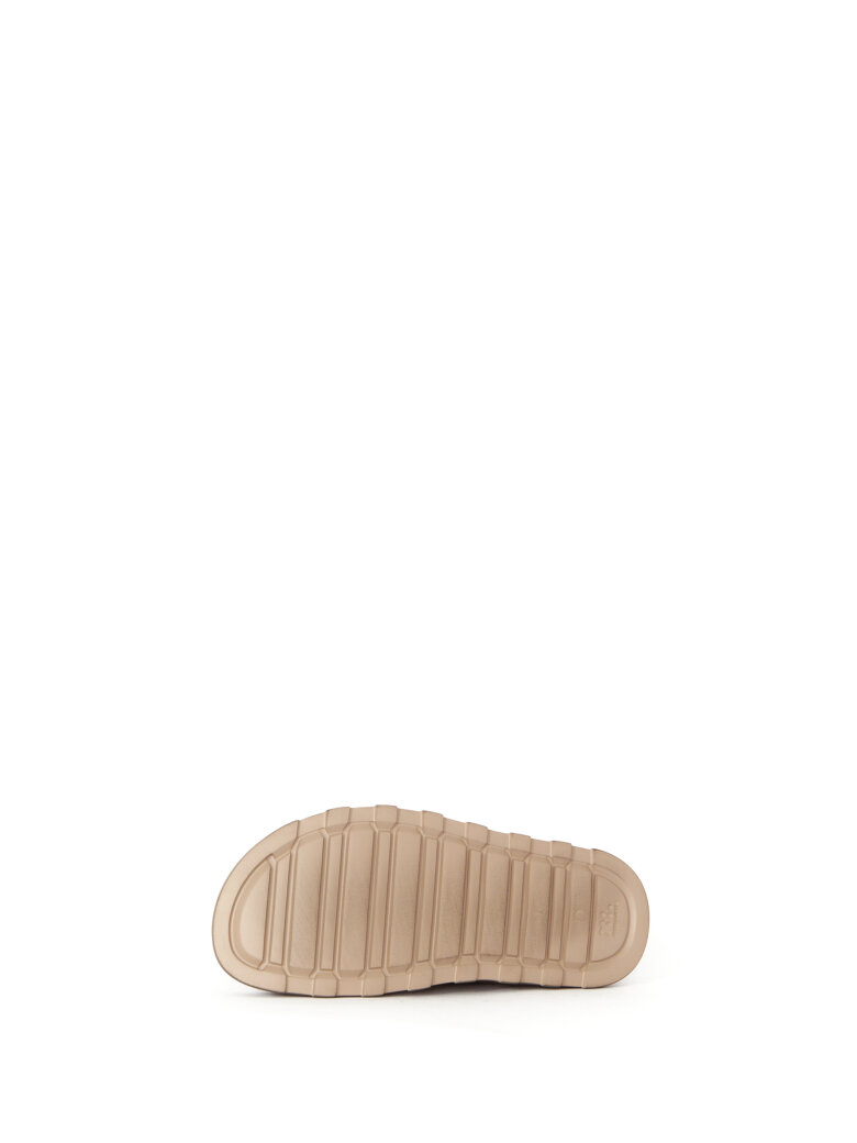 Lofina - Sandal with a footbed sole and buckles
