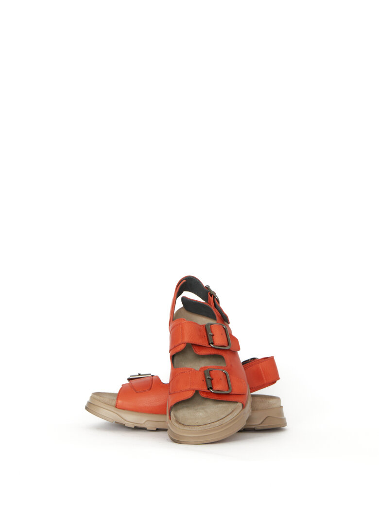 Lofina - Sandal with a footbed sole and buckles