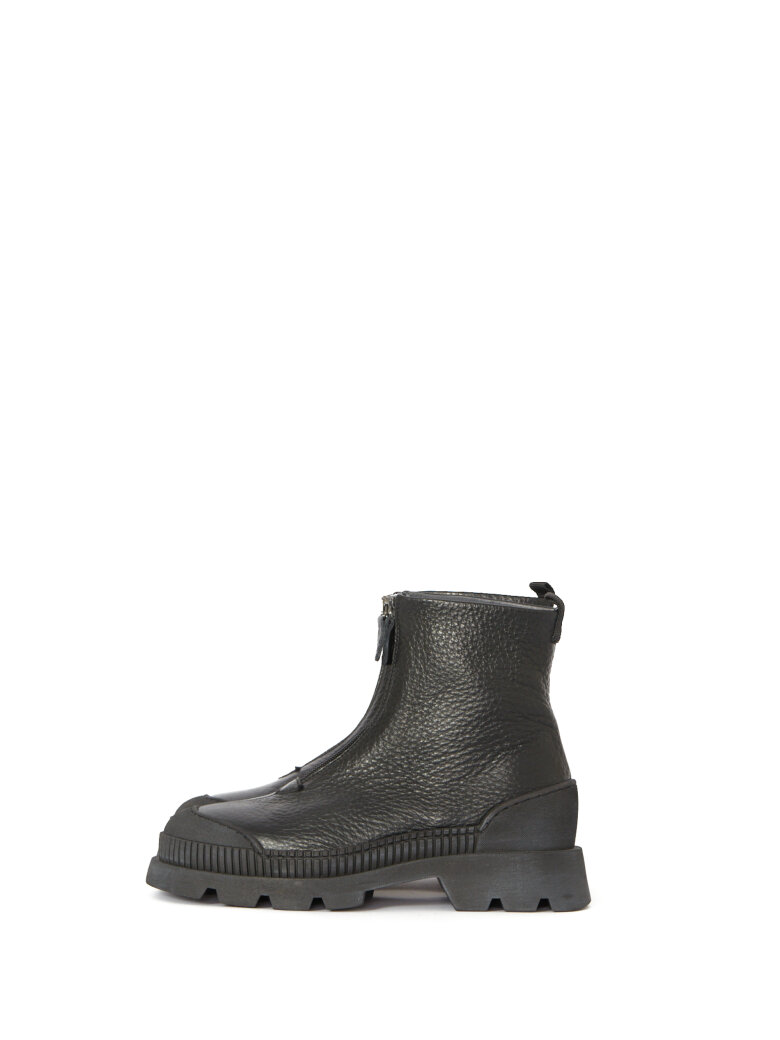 Sample boots