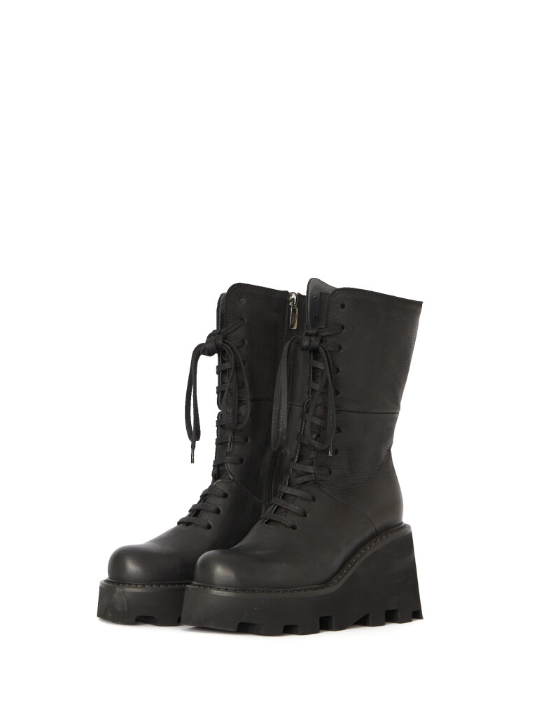 Lofina - Sample boot