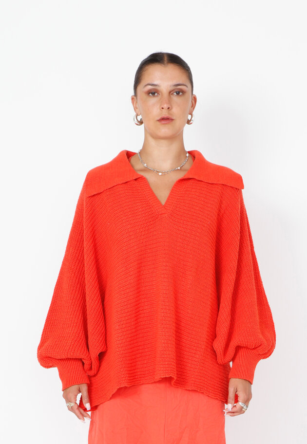 Sort Aarhus - Strikbluse med krave Sort Aarhus - Strikbluse med krave